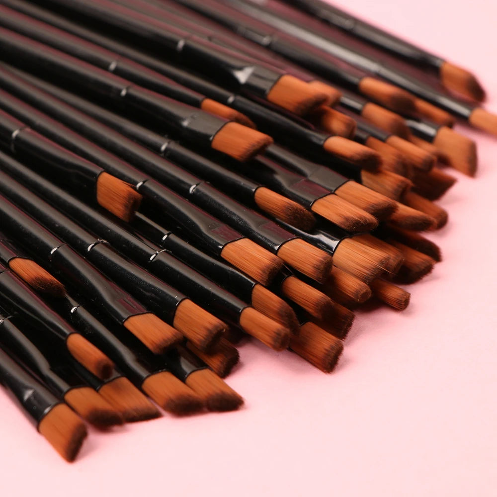 🖌️ Set de 50 Pinceles de Maquillaje – Cejas, Ojos, Pestañas y Difuminado