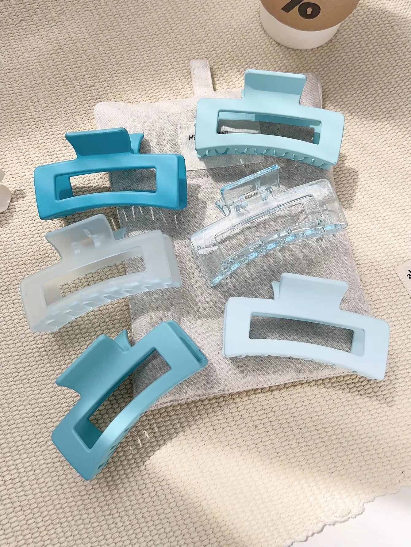 🧷 Pack de 12 clips rectangulares esmerilados: estilo simple y moderno