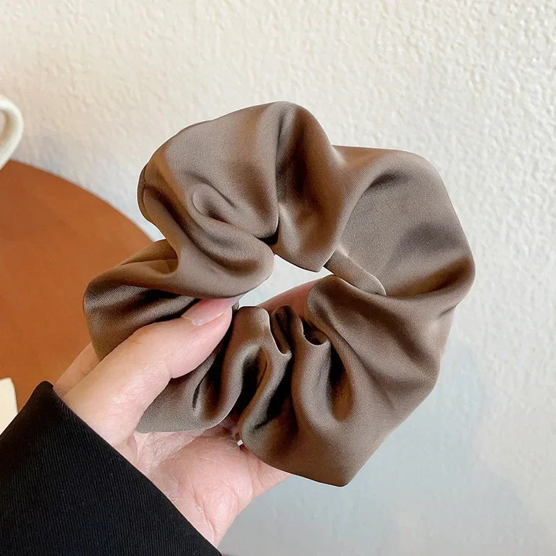Diadema de satén estilo francés: elegante accesorio para el cabello de gasa lisa para coleta o moño.