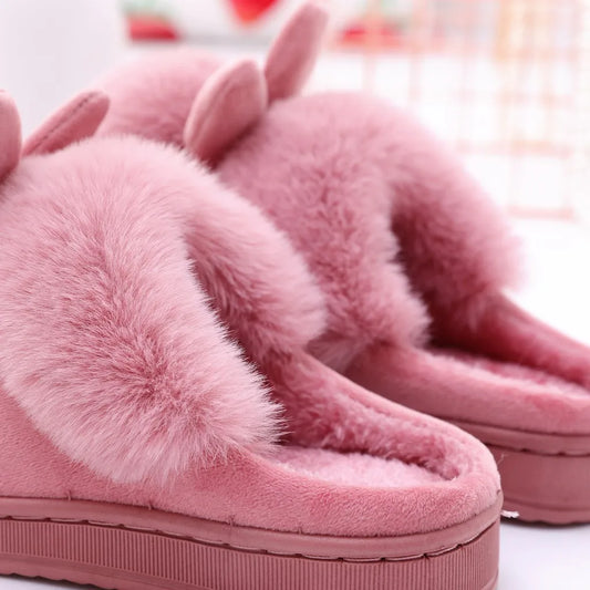 Pantoufles Femme - Peluche douce 🐰