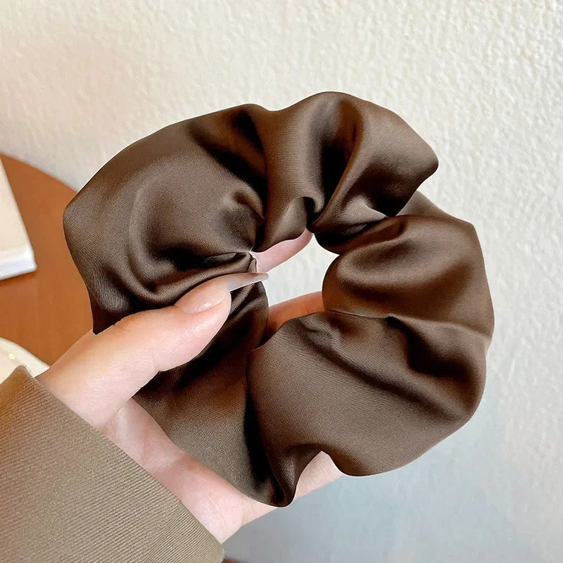 Diadema de satén estilo francés: elegante accesorio para el cabello de gasa lisa para coleta o moño.