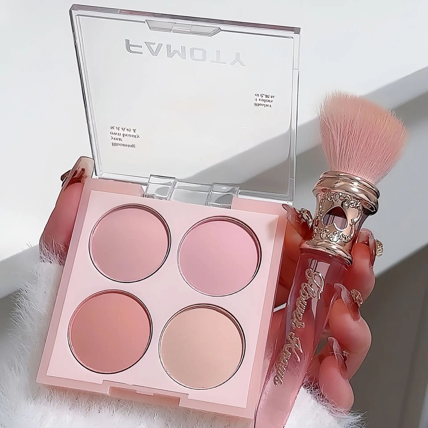 🌸 Poudre blush visage 4 couleurs – Teintes chaudes et douces, fini mat