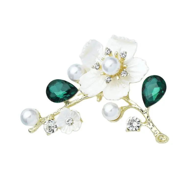Broche de flor de ciruelo perlado: elegancia femenina para bodas, oficina o regalo.