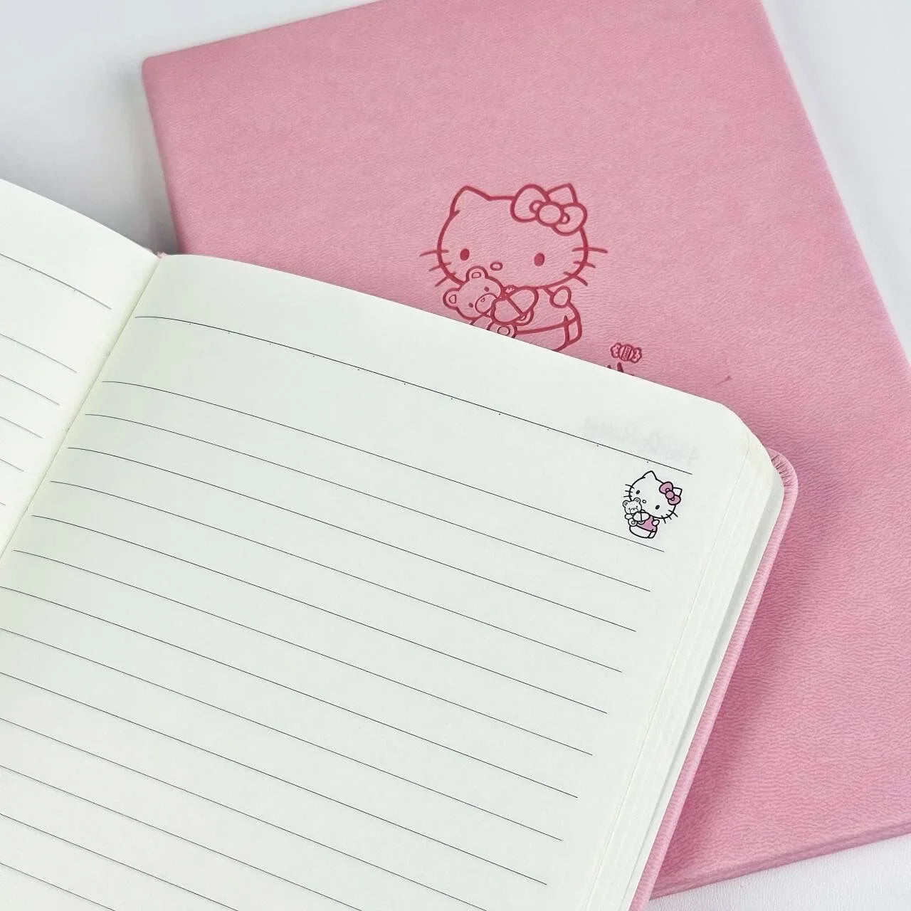 Cuaderno de anime Hello Kitty rosa: un lindo cuaderno de Sanrio para estudiantes