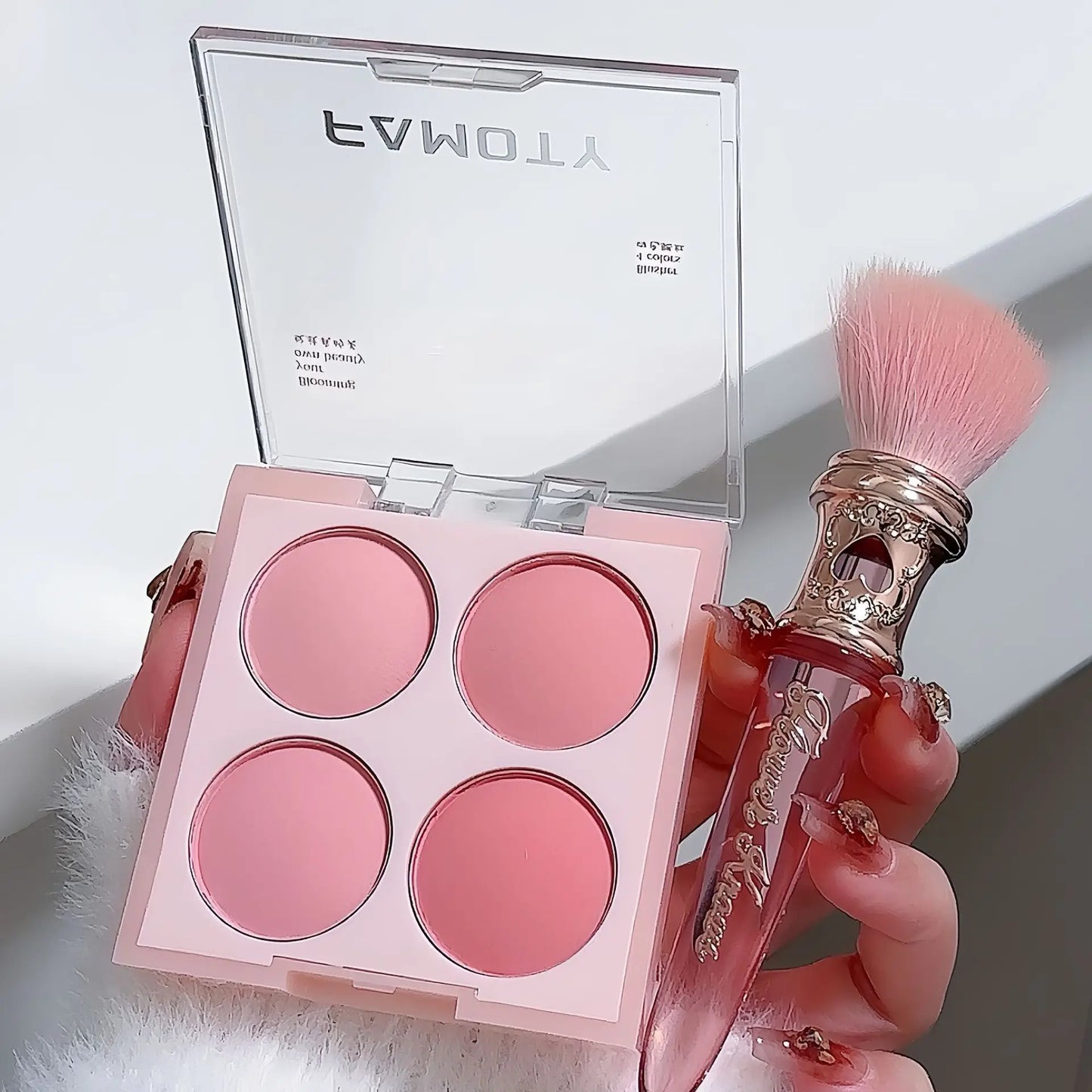 🌸 Poudre blush visage 4 couleurs – Teintes chaudes et douces, fini mat