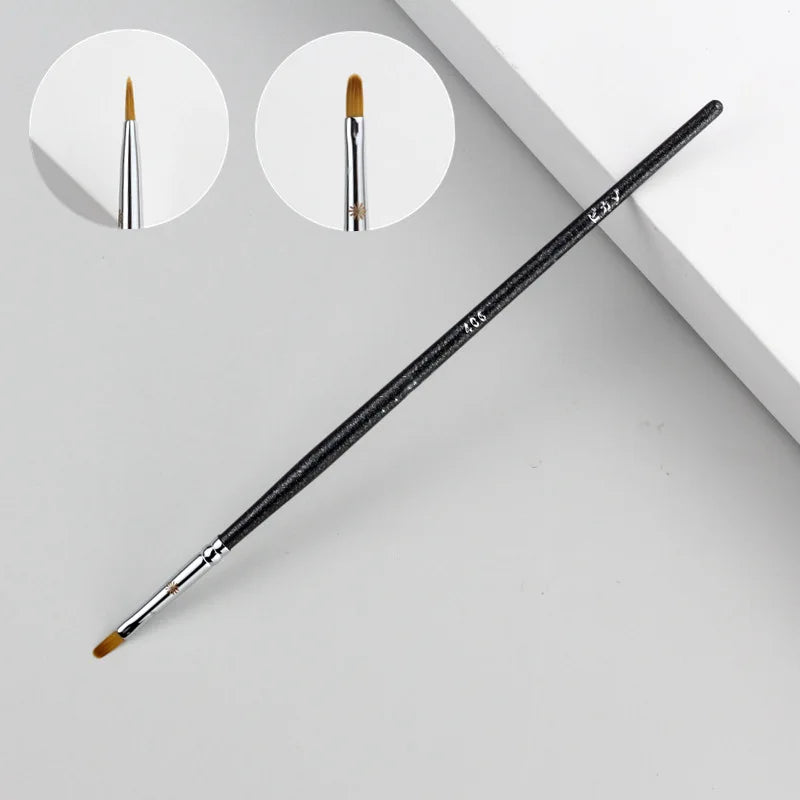 Pincel de precisión multiusos: delineador, corrector y detalles