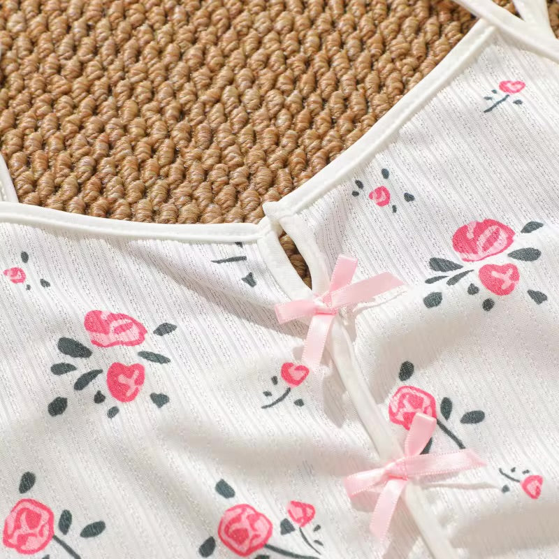 Pyjama - Haut camisole à bretelles et short assorti 🌷
