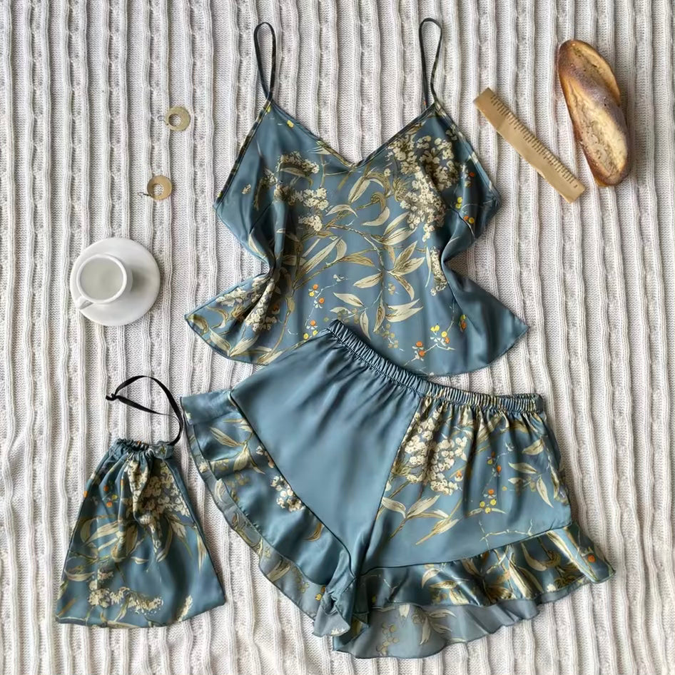 Pyjama Femme Satin – Haut Camisole et Short à Volants imprimé 🌸