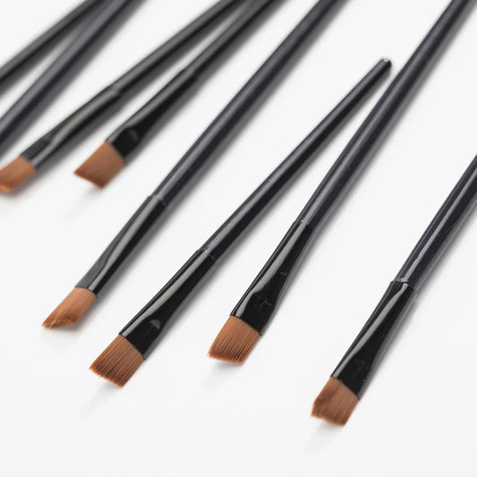 🖌️ Set de 50 Pinceles de Maquillaje – Cejas, Ojos, Pestañas y Difuminado