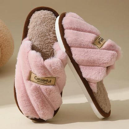 Pantoufle Femme - Peluche et flanelle douce