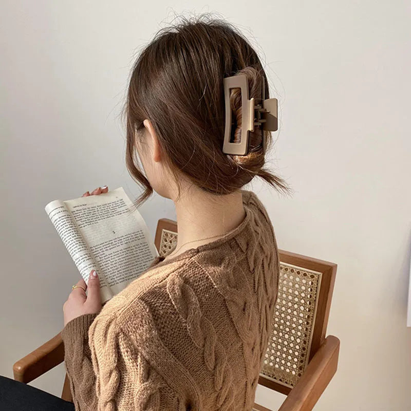 💫 Pince à cheveux vintage mate – Forme géométrique, tenue forte pour cheveux épais