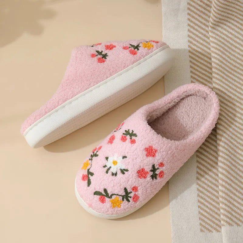 Pantoufles Femme - Fleur Brodée en Peluche 💐