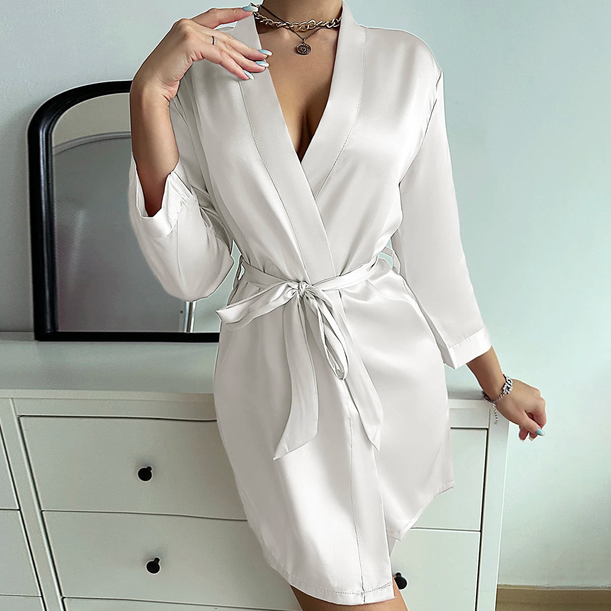 Robe de Chambre Femme Satin Ice Silk – courte à manches semi court Uni🌹