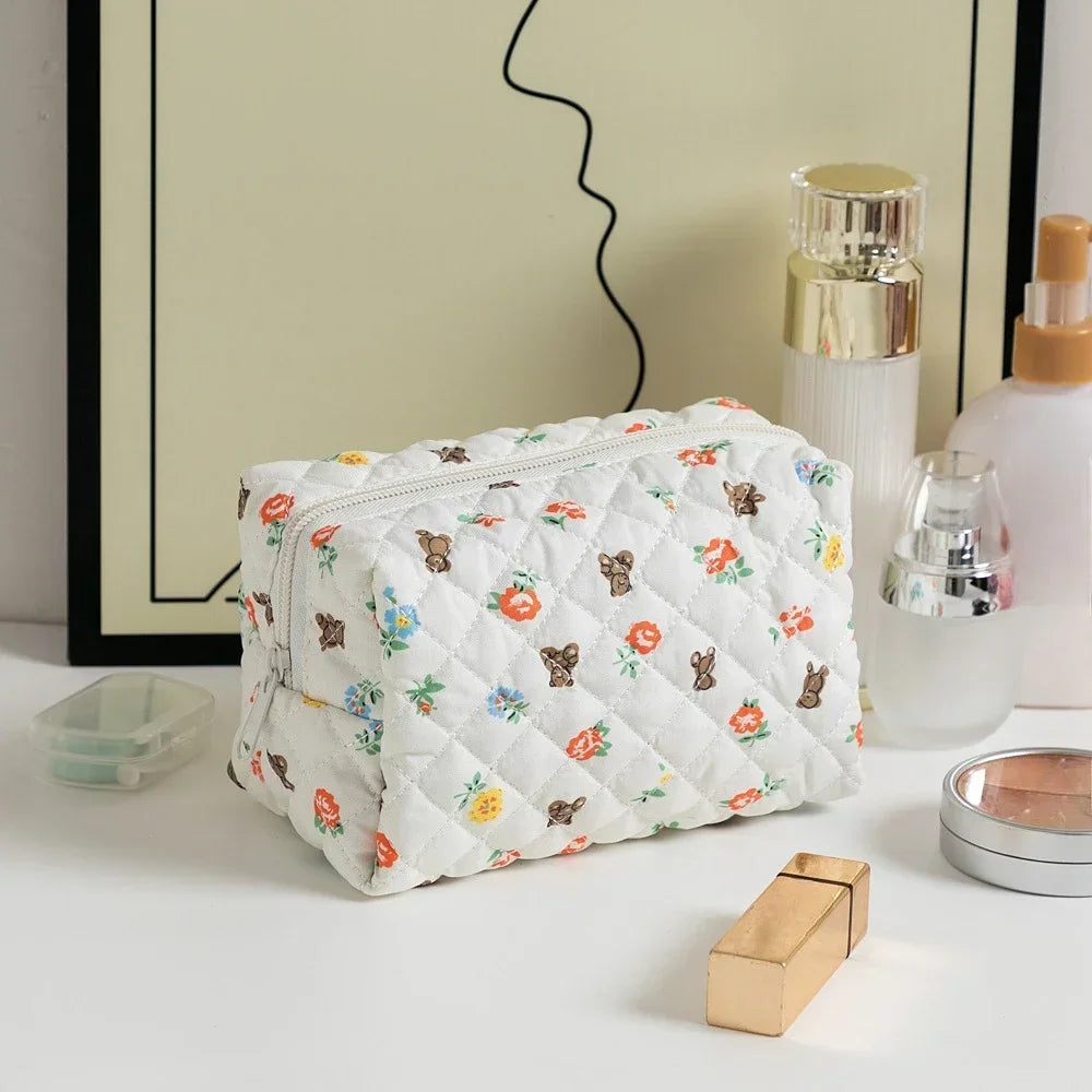 Trousse Maquillage Femme – Grande Capacité Compacte avec Fermeture Zip💐