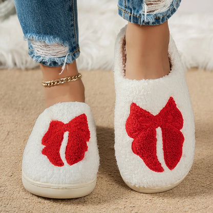Pantoufles Femme - Peluche douce à motif 🎀