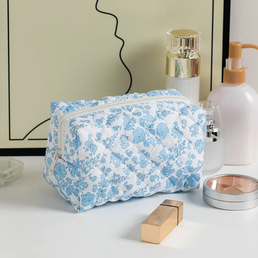 Trousse Maquillage Femme – Grande Capacité Compacte avec Fermeture Zip💐