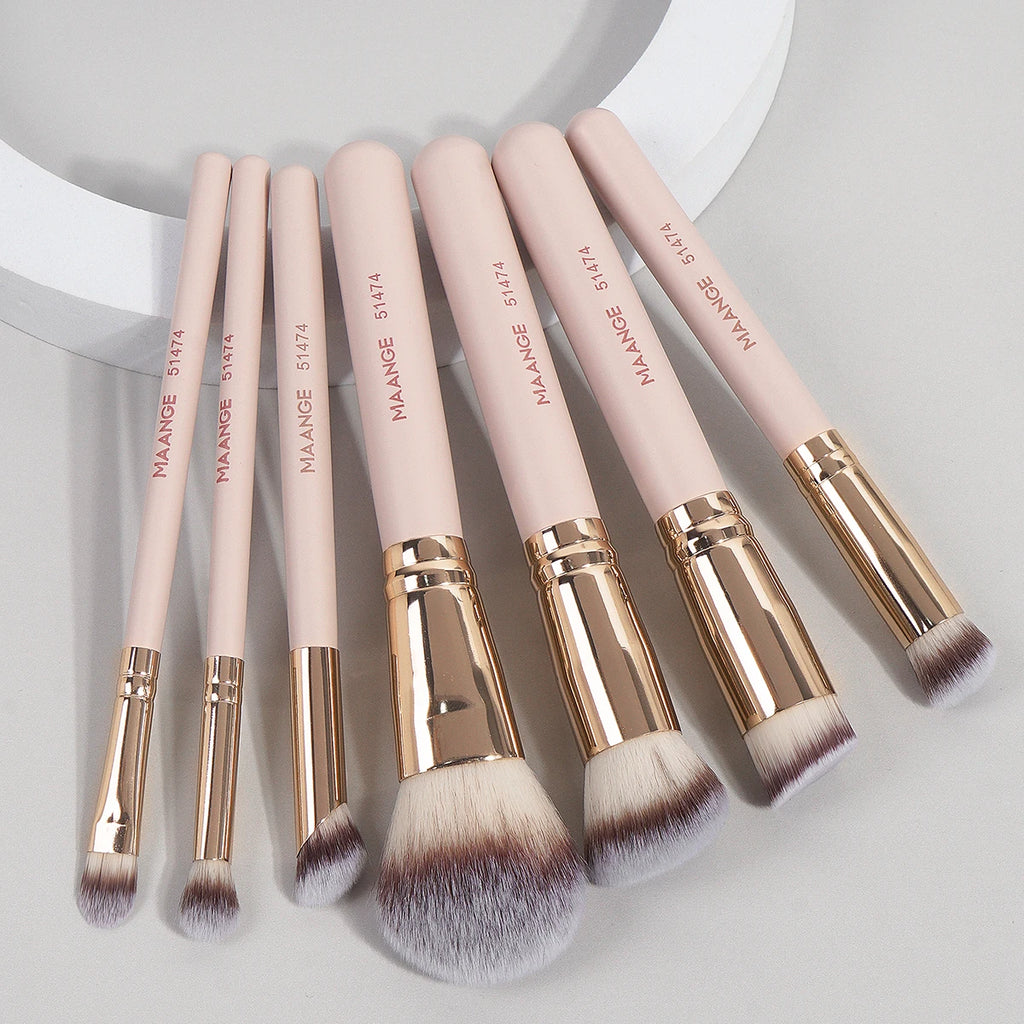 💄 Set de 7 pinceaux maquillage MAANGE – Douceur et précision