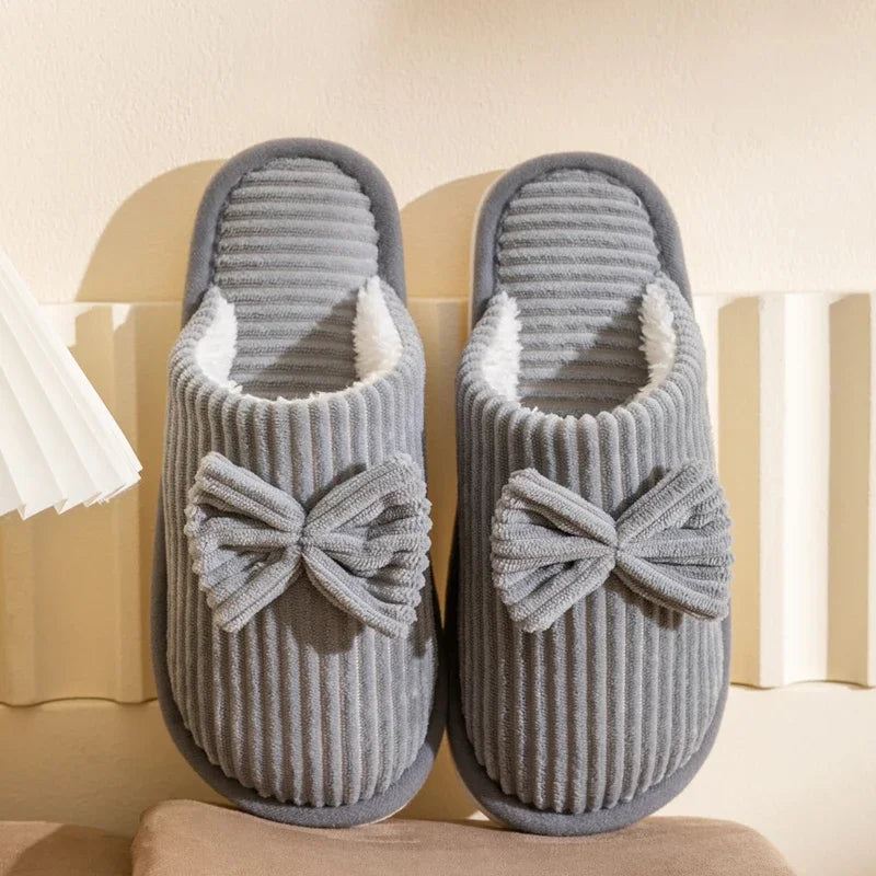 Chaussons pour Femme - Douce avec noeud Uni