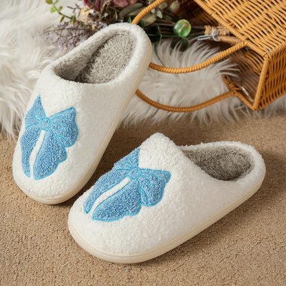 Pantoufles Femme - Peluche douce à motif 🎀