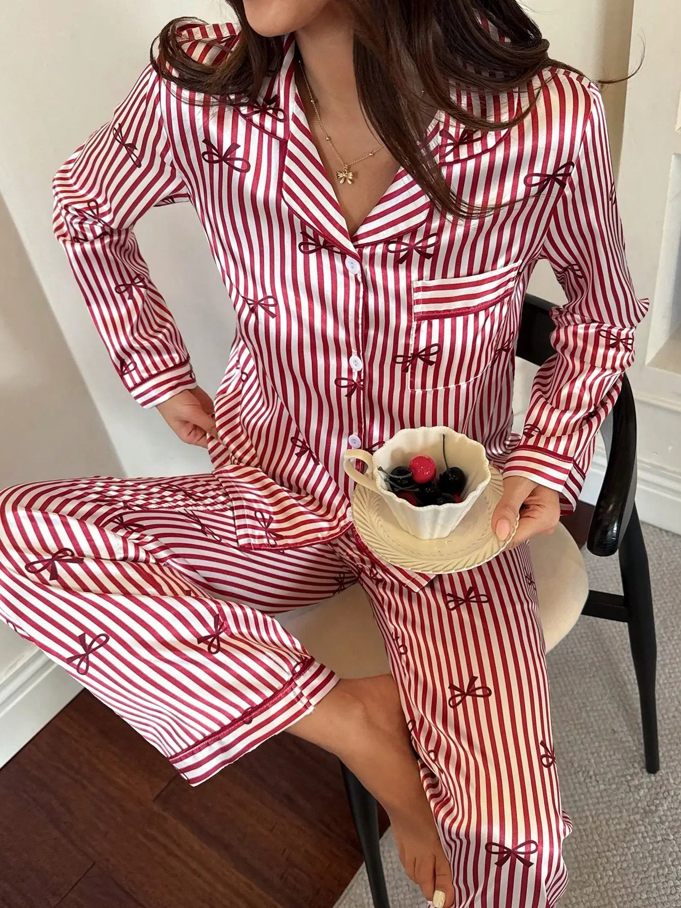 Ensemble Pyjama Femme Satin Rayé – Manches Longues, Motif 🎀