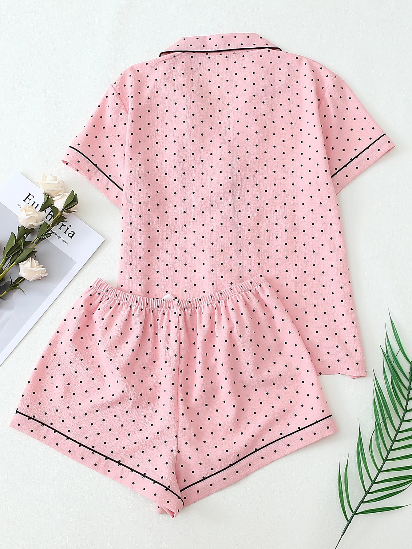 Pyjama Femme Boutonné- Haut Manches Courtes et Short imprimé Pois Noir