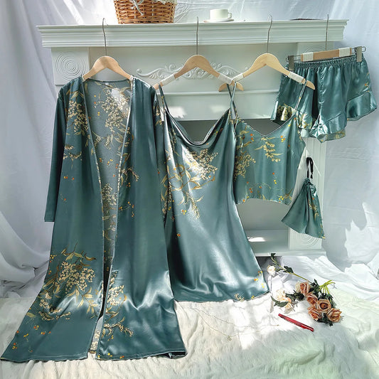 Ensemble Homewear Femme Satin – Camisole ,Short ,Nuisette ,Robe de Chambre et Pochette imprimé 💐