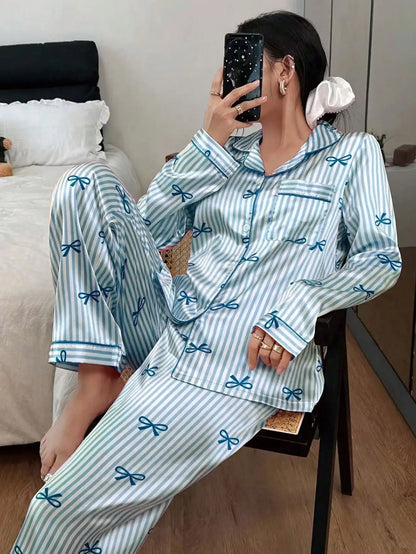 Ensemble Pyjama Femme Satin Rayé – Manches Longues, Motif 🎀