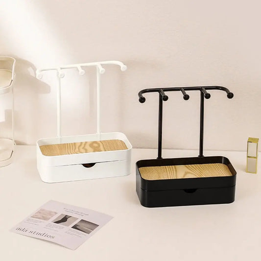 Expositor de joyas portátil con cajón: base de madera y elegante almacenamiento.