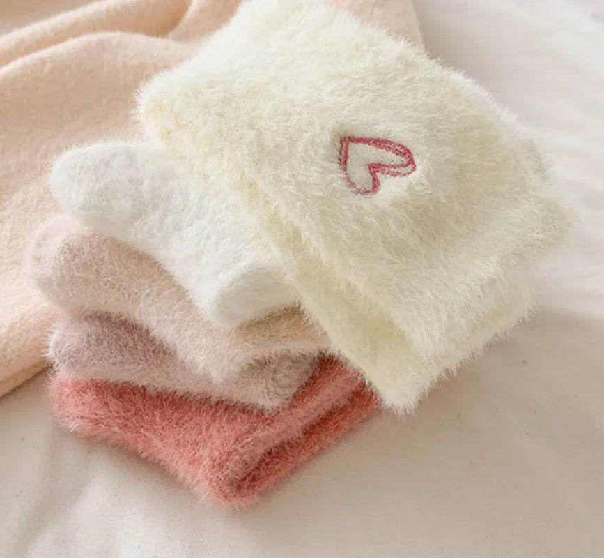 Women's Thermal Velvet Socks – Soft patterned socks 🩷