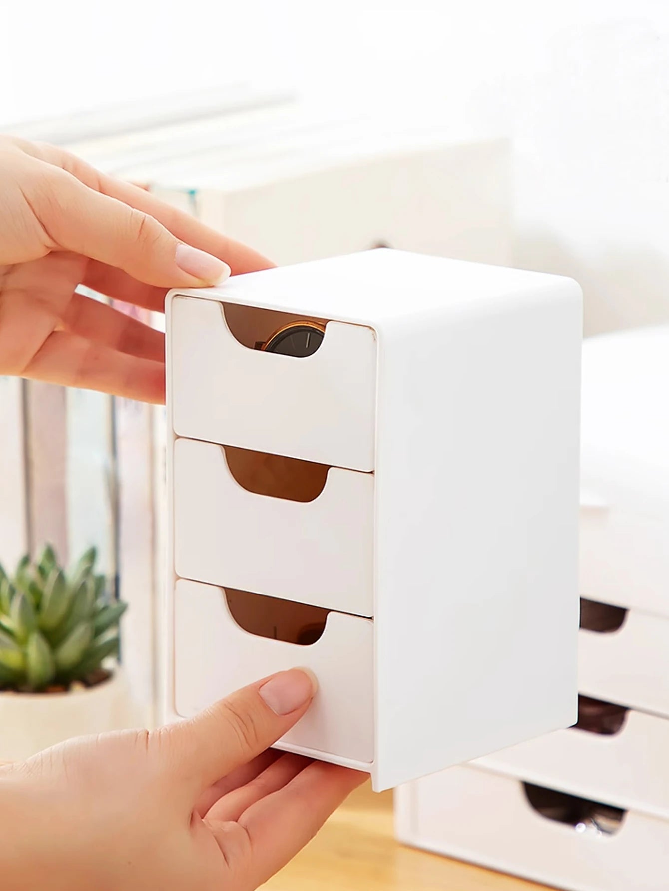 Minicaja de almacenamiento de escritorio: cajones compartimentados para herramientas de uñas y joyas