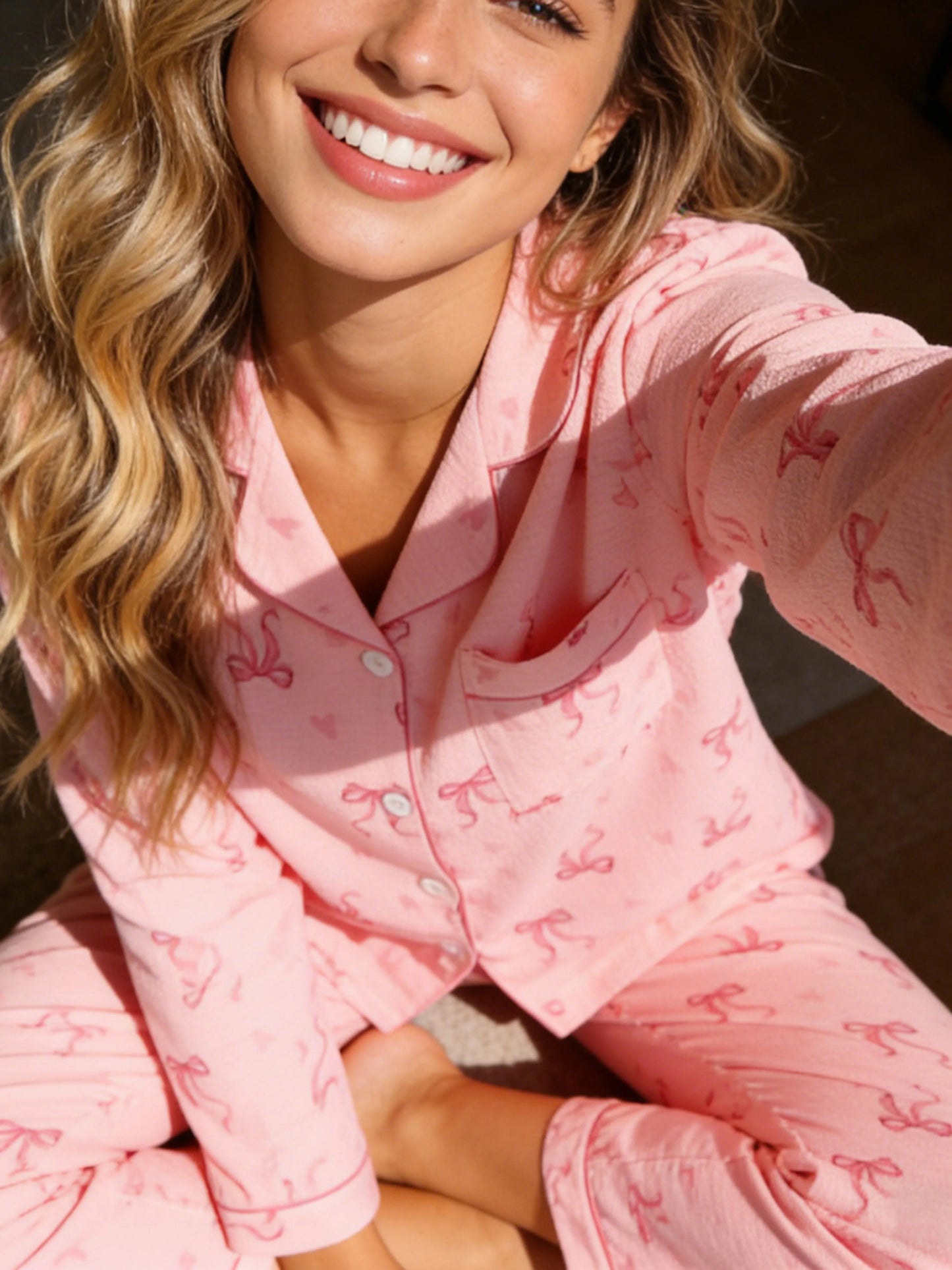 Pyjama Femme Boutonné - Haut manches longues et pantalon motif 🎀