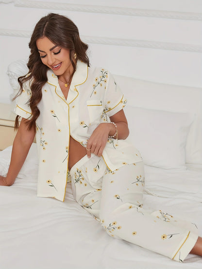 Pyjama Femme Boutonné – Haut manches courtes et pantalon imprimé 🌼