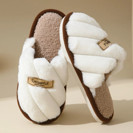 Pantoufle Femme - Peluche et flanelle douce