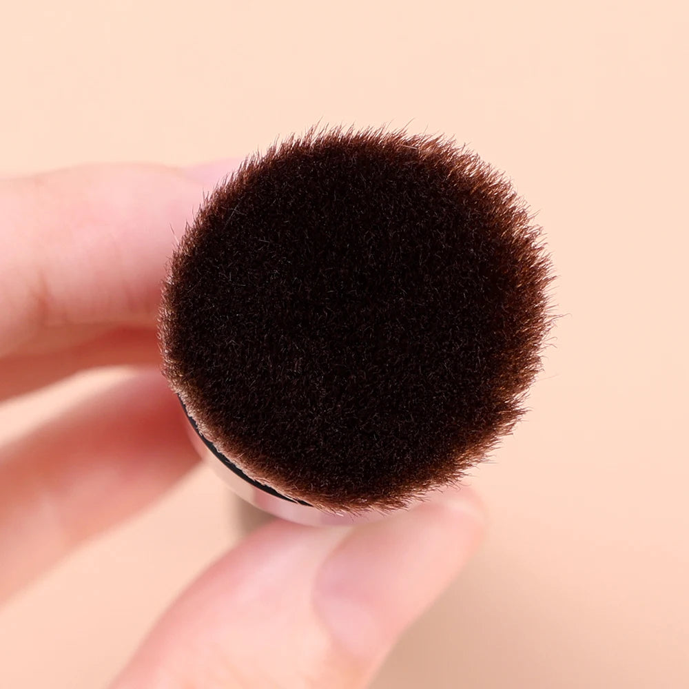 🖌️✨ Pinceau Maquillage Biseauté – Fond de Teint, Anticernes & Contour | Fini Zéro Défaut