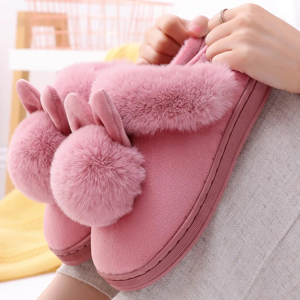 Pantoufles Femme - Peluche douce 🐰