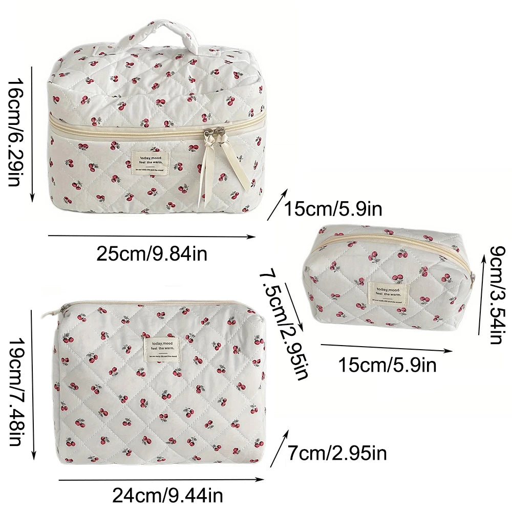 Bolsa de maquillaje acolchada estilo fresa: gran capacidad y muy moderna