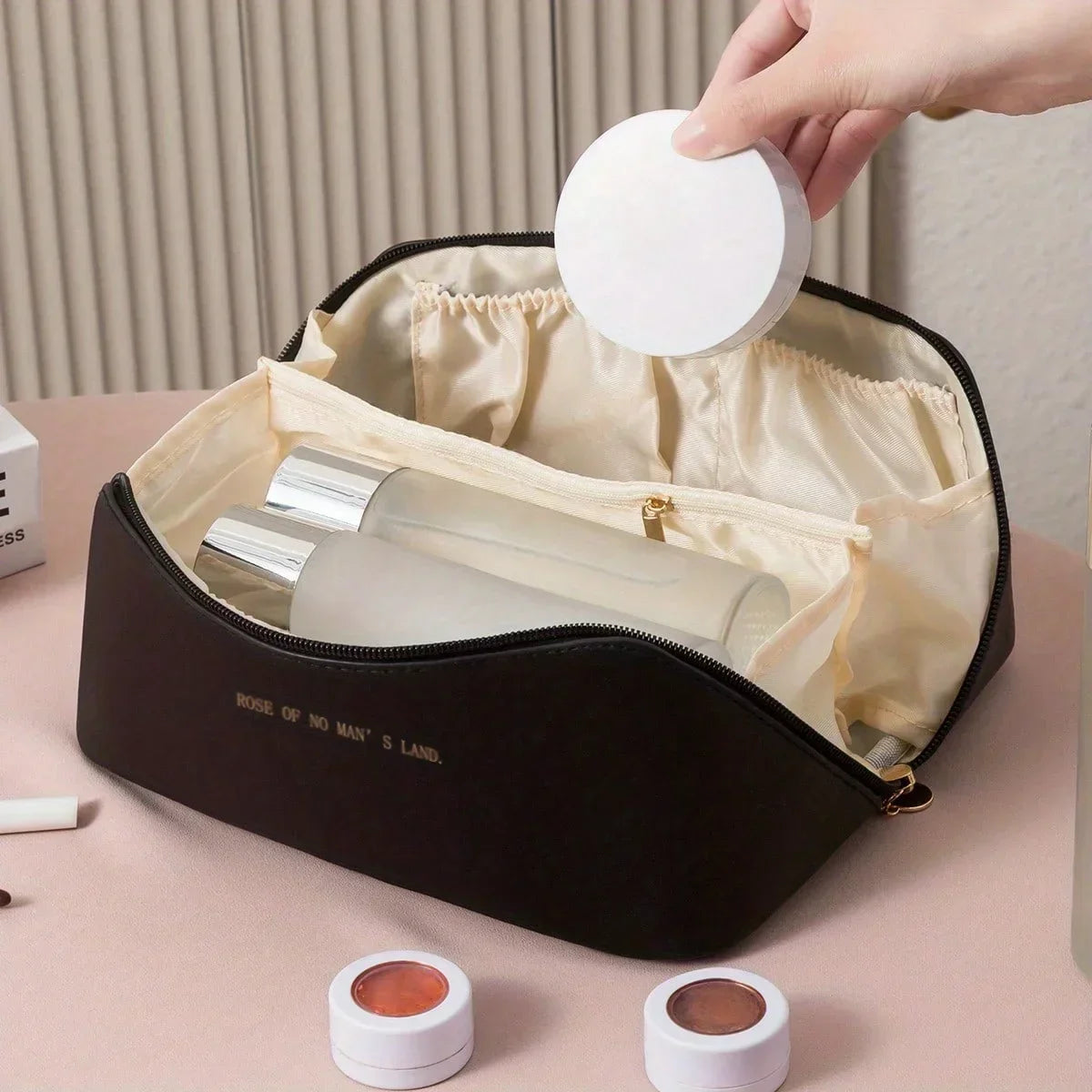 💼 Trousse Maquillage & Beauté – Élégante et Pratique pour le Voyage