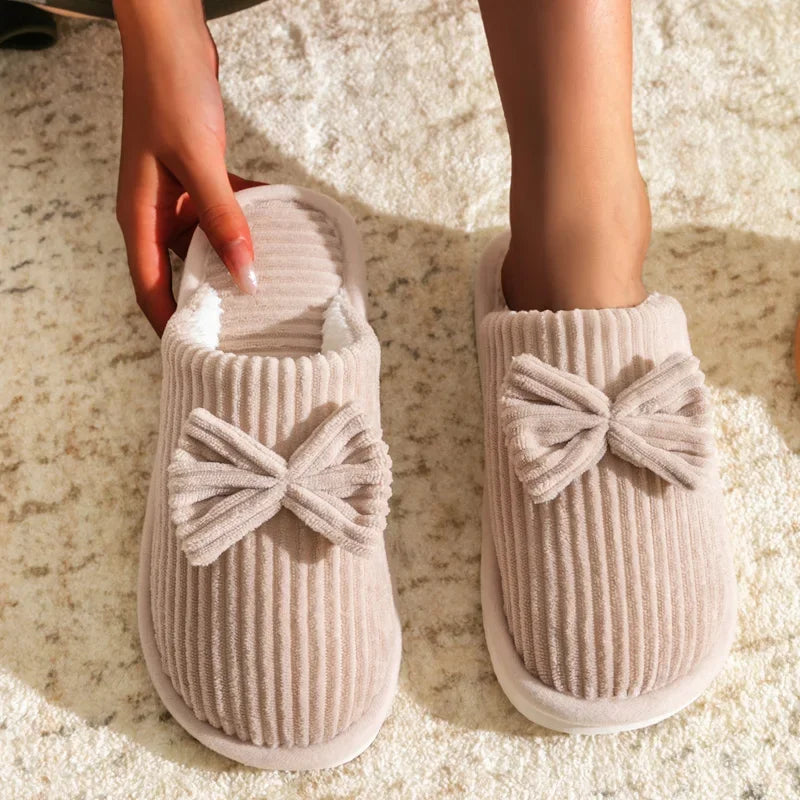 Chaussons pour Femme - Douce avec noeud Uni