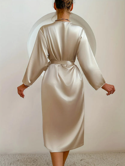 Peignoir satin femme avec ceinture – Robe de chambre élégante et soyeuse