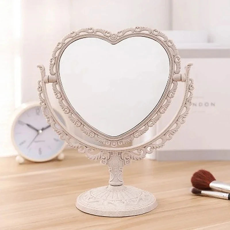Espejo de maquillaje de escritorio en forma de corazón - Espejo portátil compacto de doble cara 💄✨