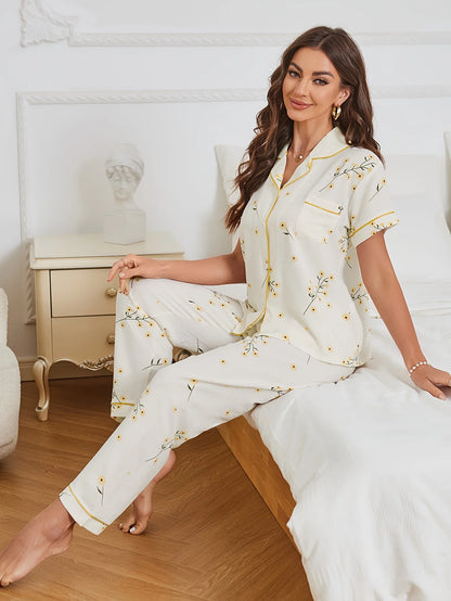 Pyjama Femme Boutonné – Haut manches courtes et pantalon imprimé 🌼