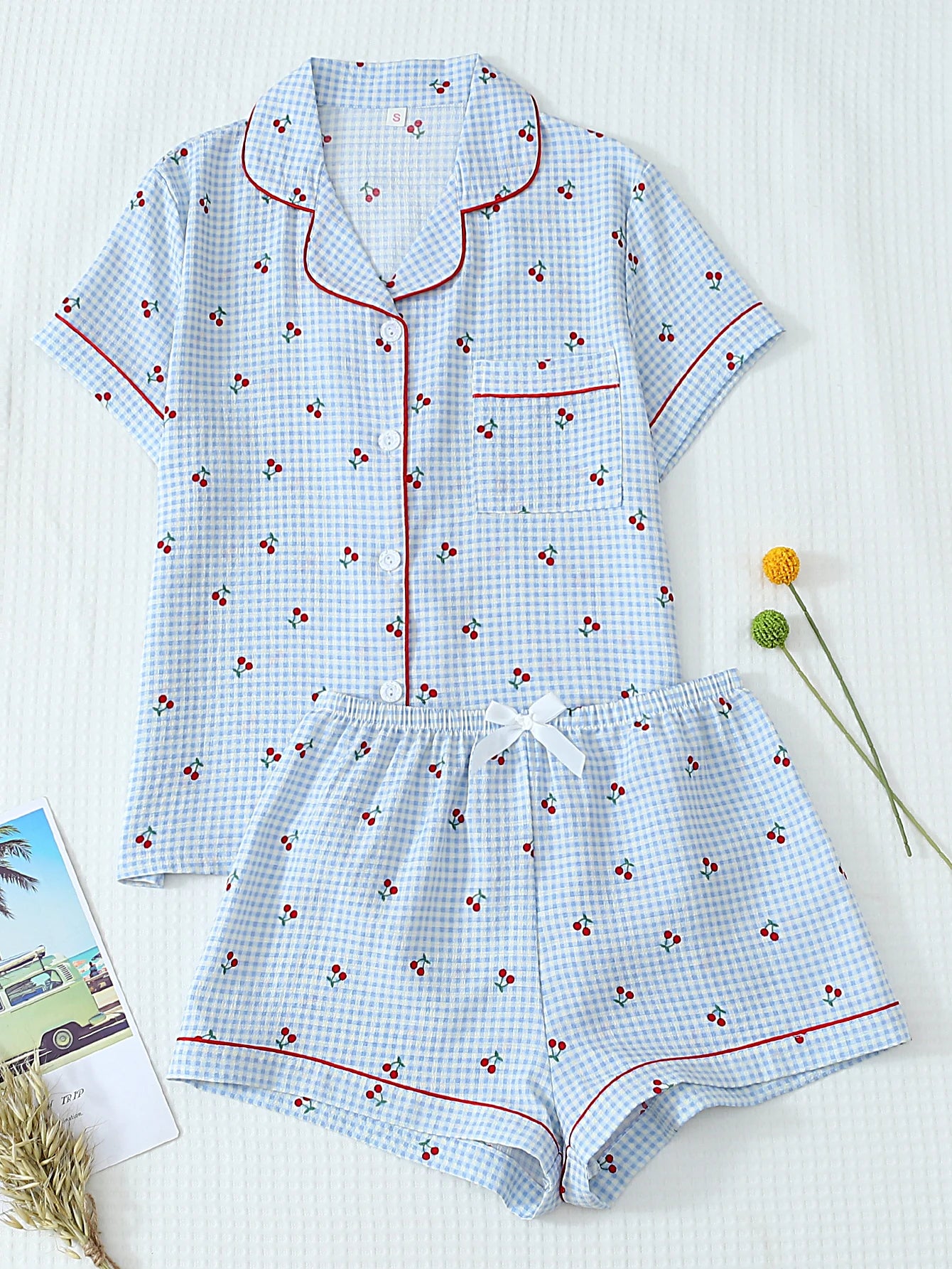 Pyjama Femme Boutonné – Haut Manches Courtes et Short à rayures imprimé 🍒
